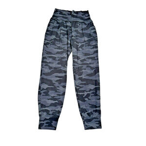 Athleta Salutation Camo Jogger Womens Small Athleisure Yoga Lounge Workout